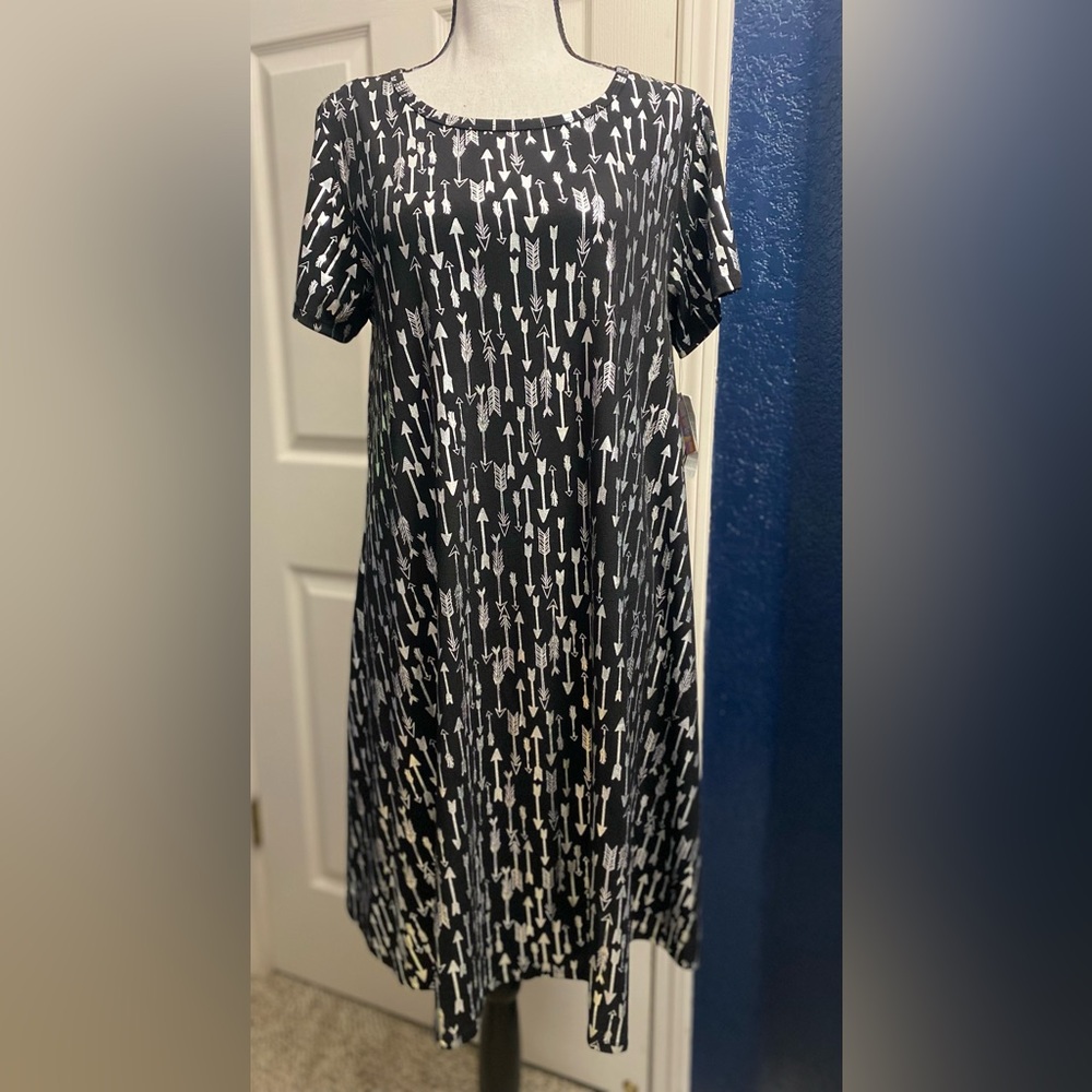 LuLaRoe Black Dress with White Arrow Pattern